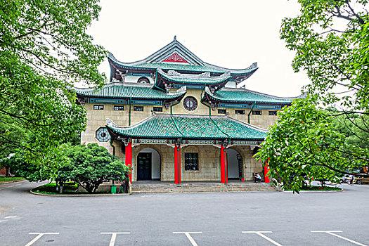 乐山复读学校收费