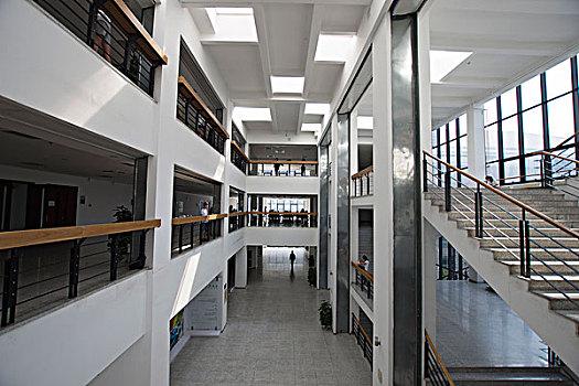 重庆江津实验中学校高考复读价格
