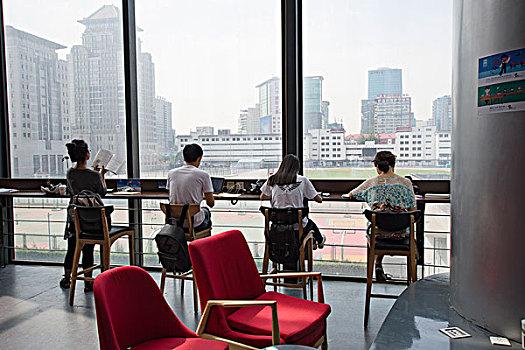 高考人数2022复读人数