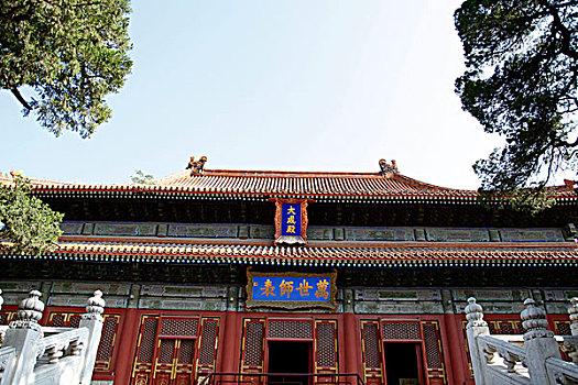 旺苍中学高三复读班要收好多钱