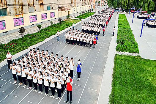 眉山复读生可以直接高考报名吗